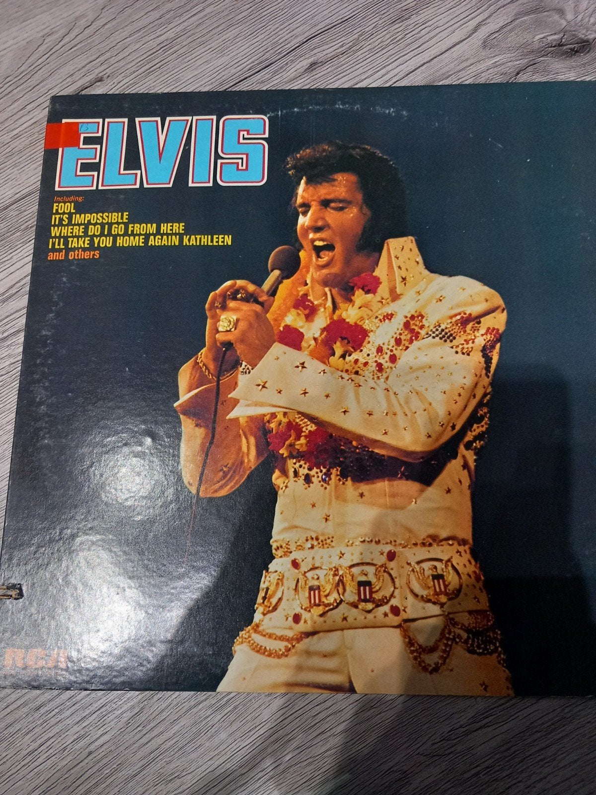 Elvis presley, Ophalen