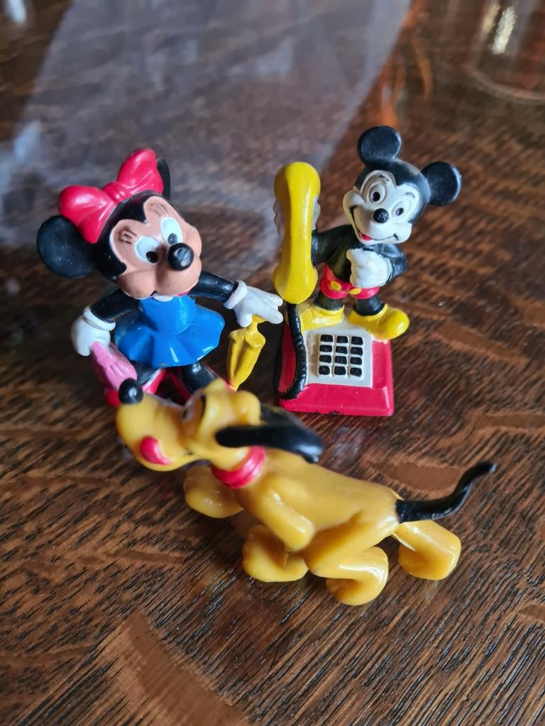 Mickey et Minnie et Pluto