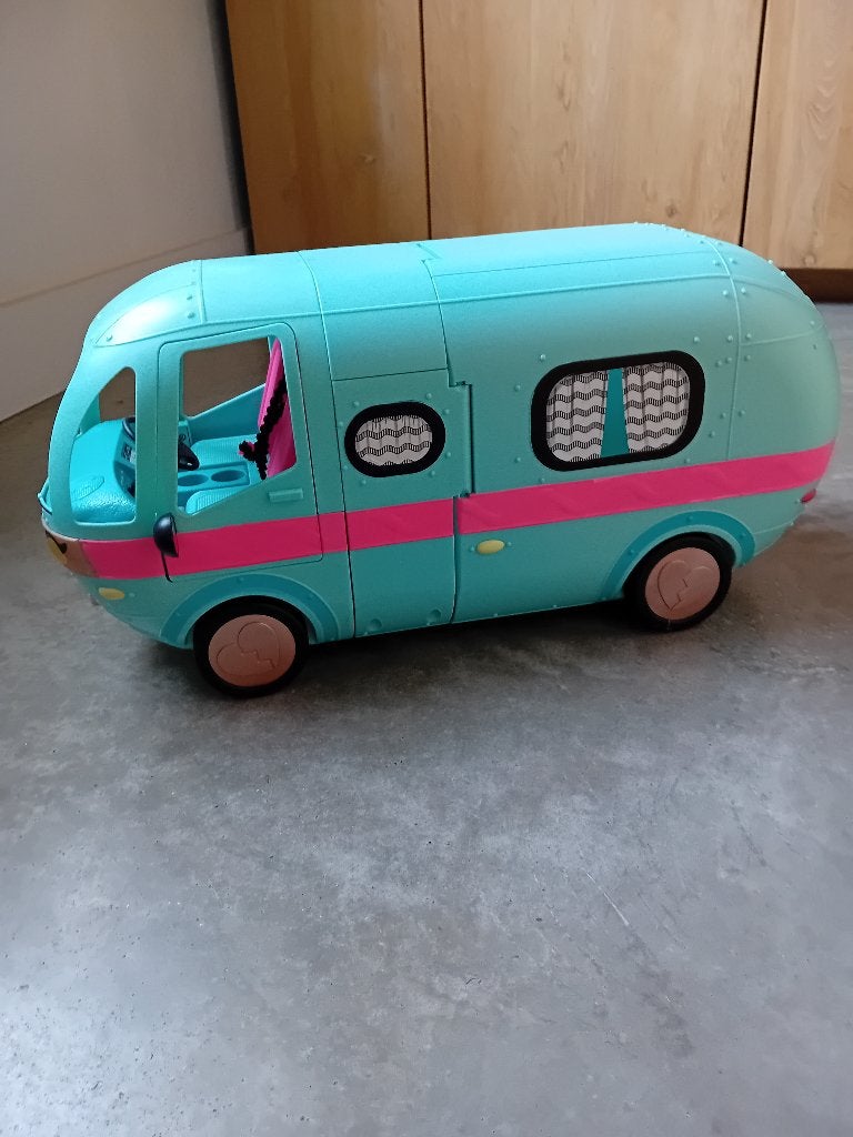 LOL Camper met popjes, Ophalen, Zo goed als nieuw, Overige typen