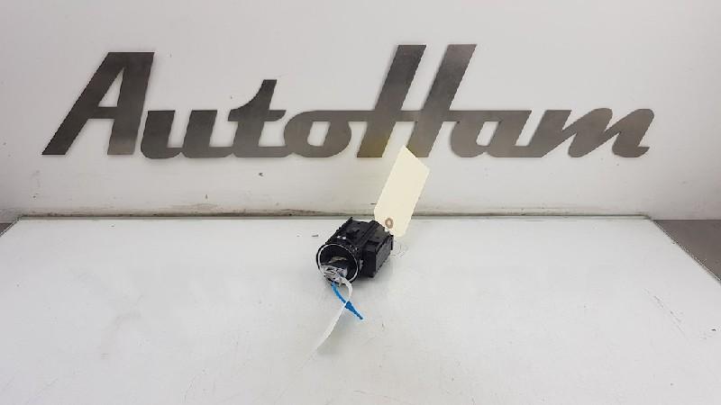 NEIMAN / COMMUTATEUR D ALLUMAGE + CLEF Passat (362), Dhr. J. Ham, Volkswagen, Administratie@autoham.nl, Utilisé