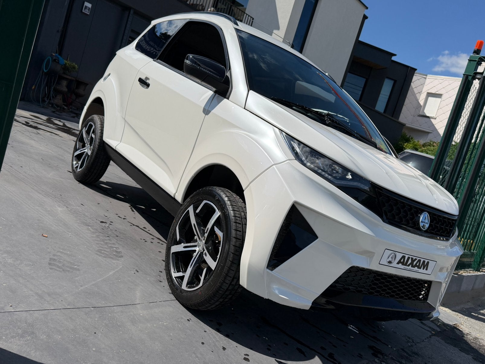 démo Aixam Crossover avec de nombreuses options, Autos, Cuir, Achat, Entreprise, Garantie prolongée