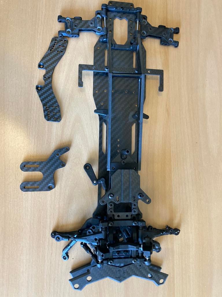 Conversion de carbone D1 pour Sakura D5, Neuf, Échelle 1:10, Enlèvement ou Envoi, Pièce