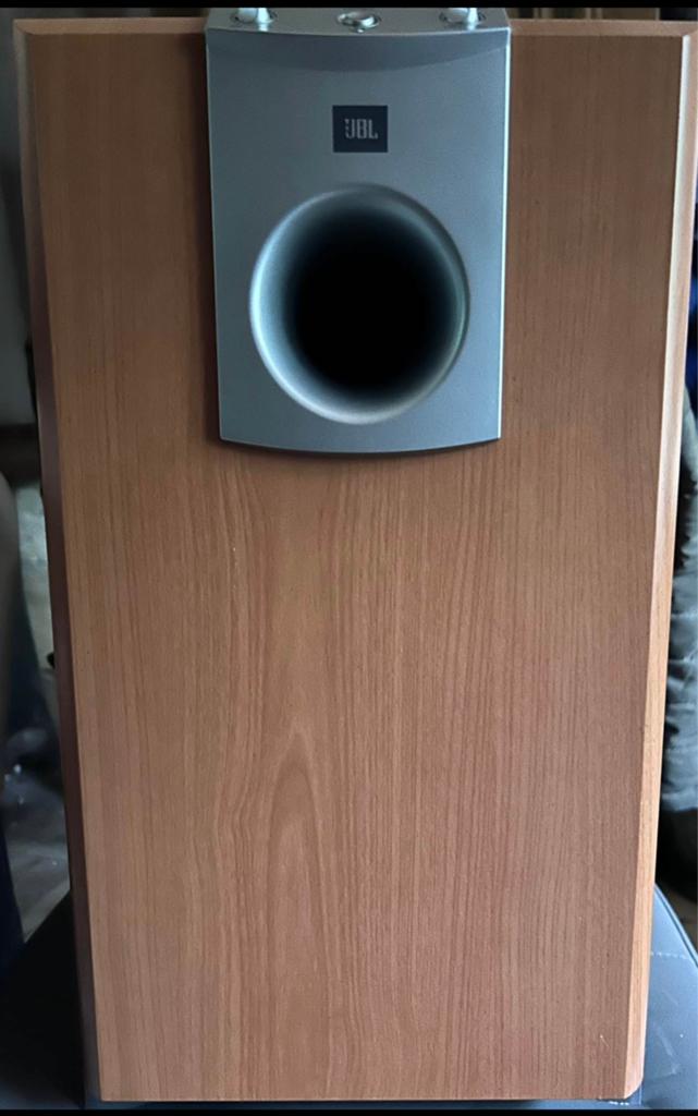 JBL baffe, Audio, Tv en Foto, Luidsprekerboxen, Ophalen, Zo goed als nieuw, JBL