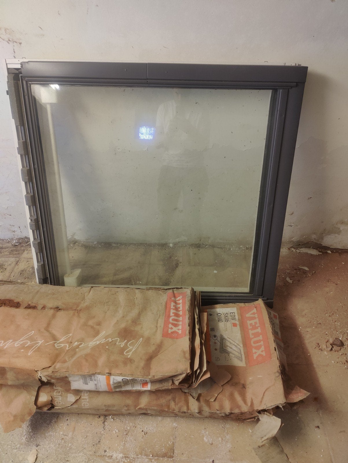 Nieuwe Velux dakraam 114 x 118, Doe-het-zelf en Bouw, Glas en Ramen, Ophalen, Dakraam