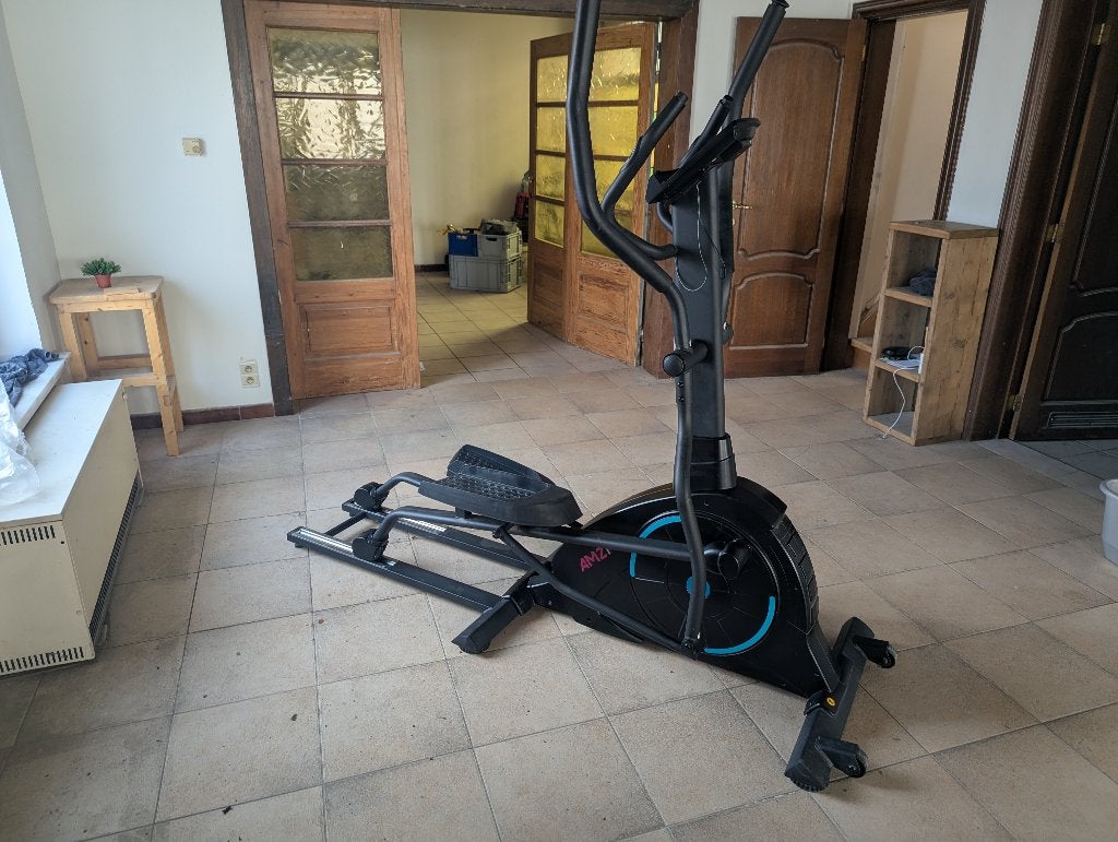 Professionele cross trainer / elliptical, Sports & Fitness, Appareils de fitness, Enlèvement, Utilisé, Jambes, Métal