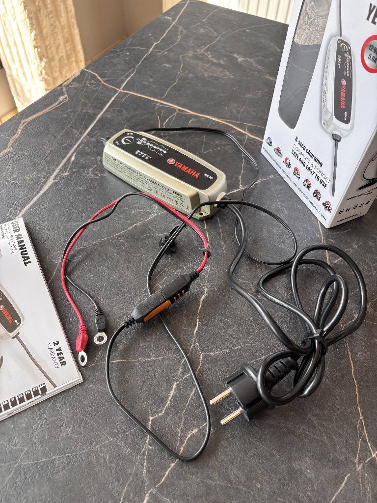 Yamaha Batterijlader YEC-50, Motoren, Ophalen of Verzenden, Nieuw