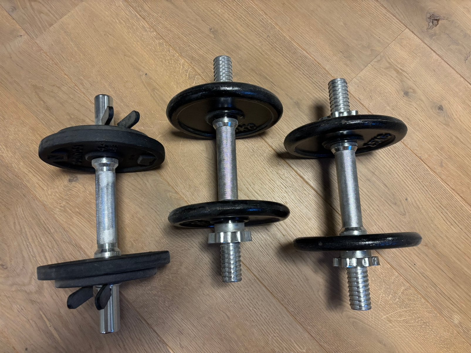 3 haltères réglables avec des poids de 4 à 7 kg, Enlèvement, Comme neuf, Haltère