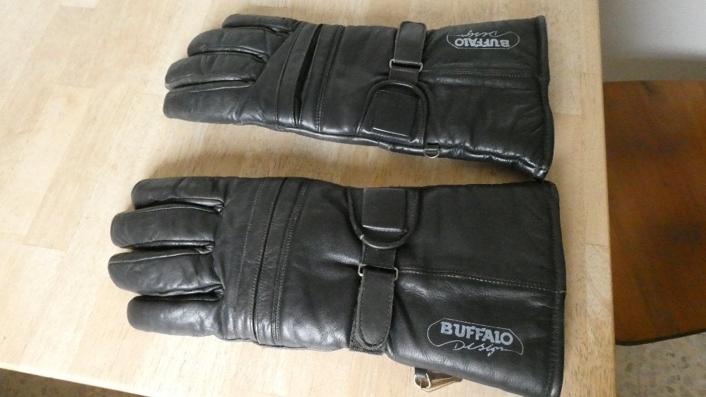 Motorfietshandschoenen., Motos, Enlèvement