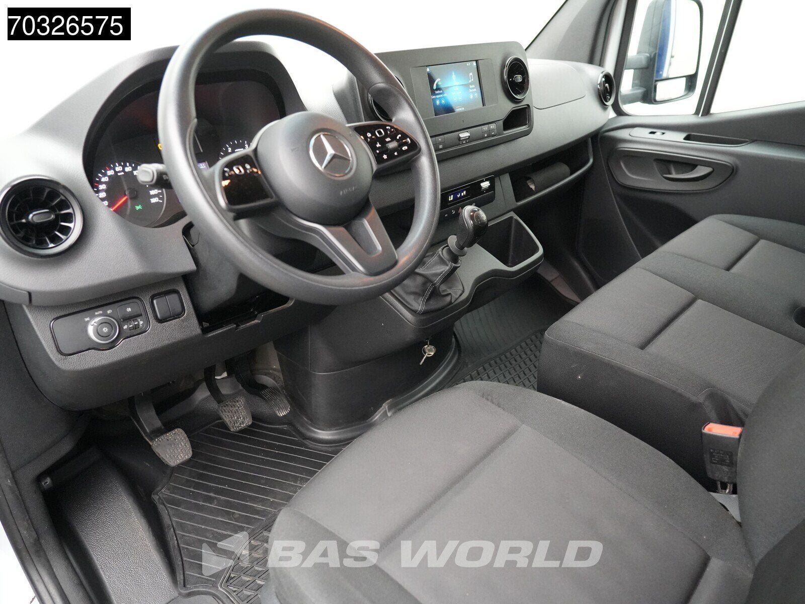 Mercedes Sprinter 517 CDI Laadklep Dubbellucht Bakwagen 170P, Auto's, Stof, Gebruikt, Euro 6, 4 cilinders