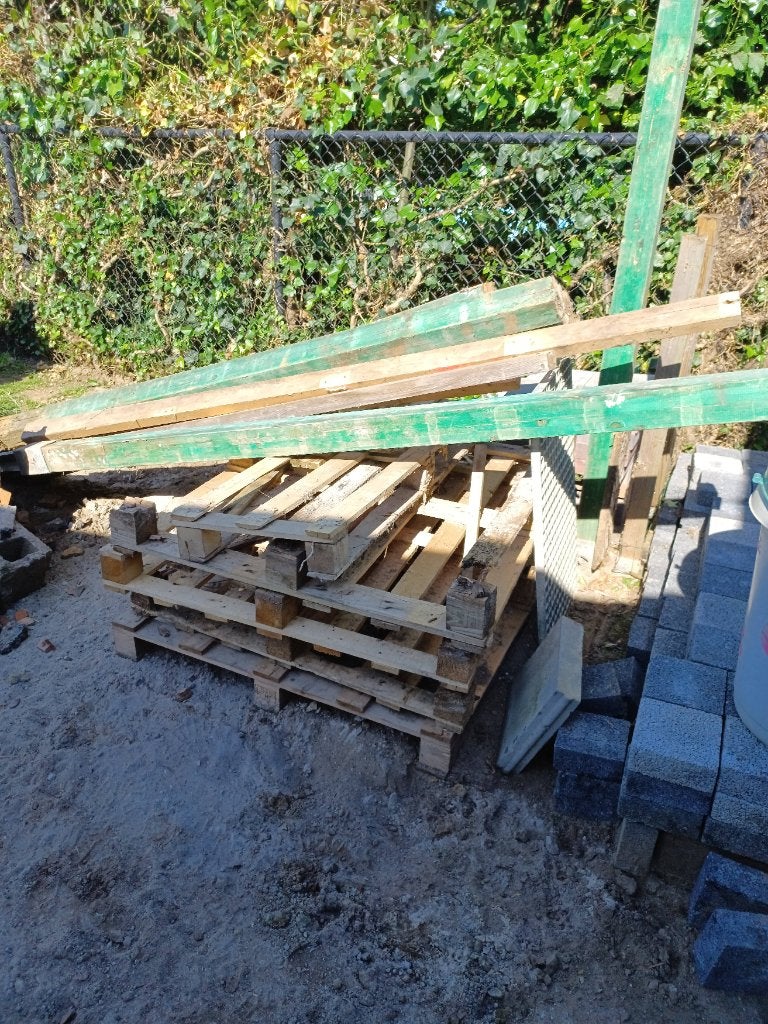 Palletten en houten balkjes gratis af te halen, Tuin en Terras, Minder dan 3 m³, Ophalen, Overige houtsoorten