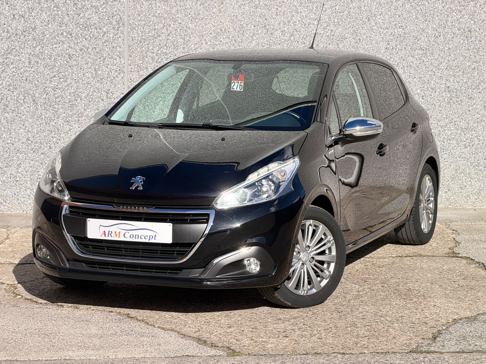 Peugeot 208 1.2 Essence 2018 EURO 6b GARANTIE 12 Mois 1er pr, Bluetooth, Euro 6, Entreprise, Boîte manuelle