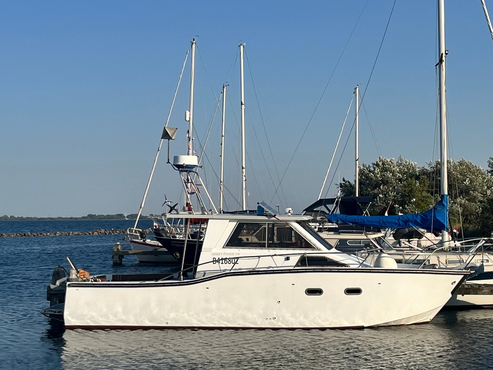 Jeanneau Merry Fisher 930, Watersport en Boten, Motorboten en Motorjachten, 10 m, Gebruikt, Diesel, 1 cm