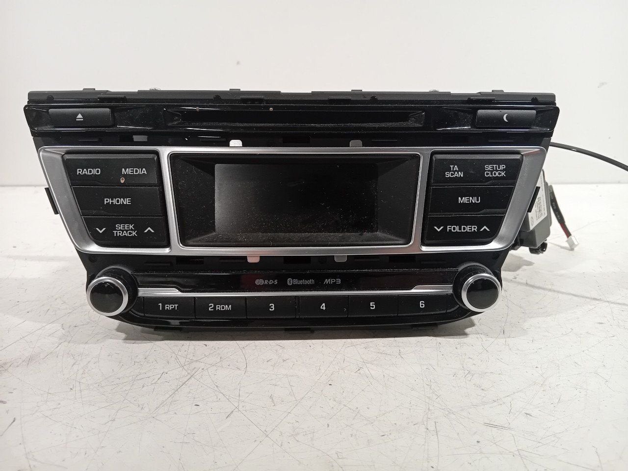 Radio Hyundai i20, Auto diversen, Autoradio's, Ophalen of Verzenden, Van der Ven Autorecycling B.V., Onderdelen@venauto.nl, Ettenseweg 76, 4706 PB Roosendaal, The Netherlands