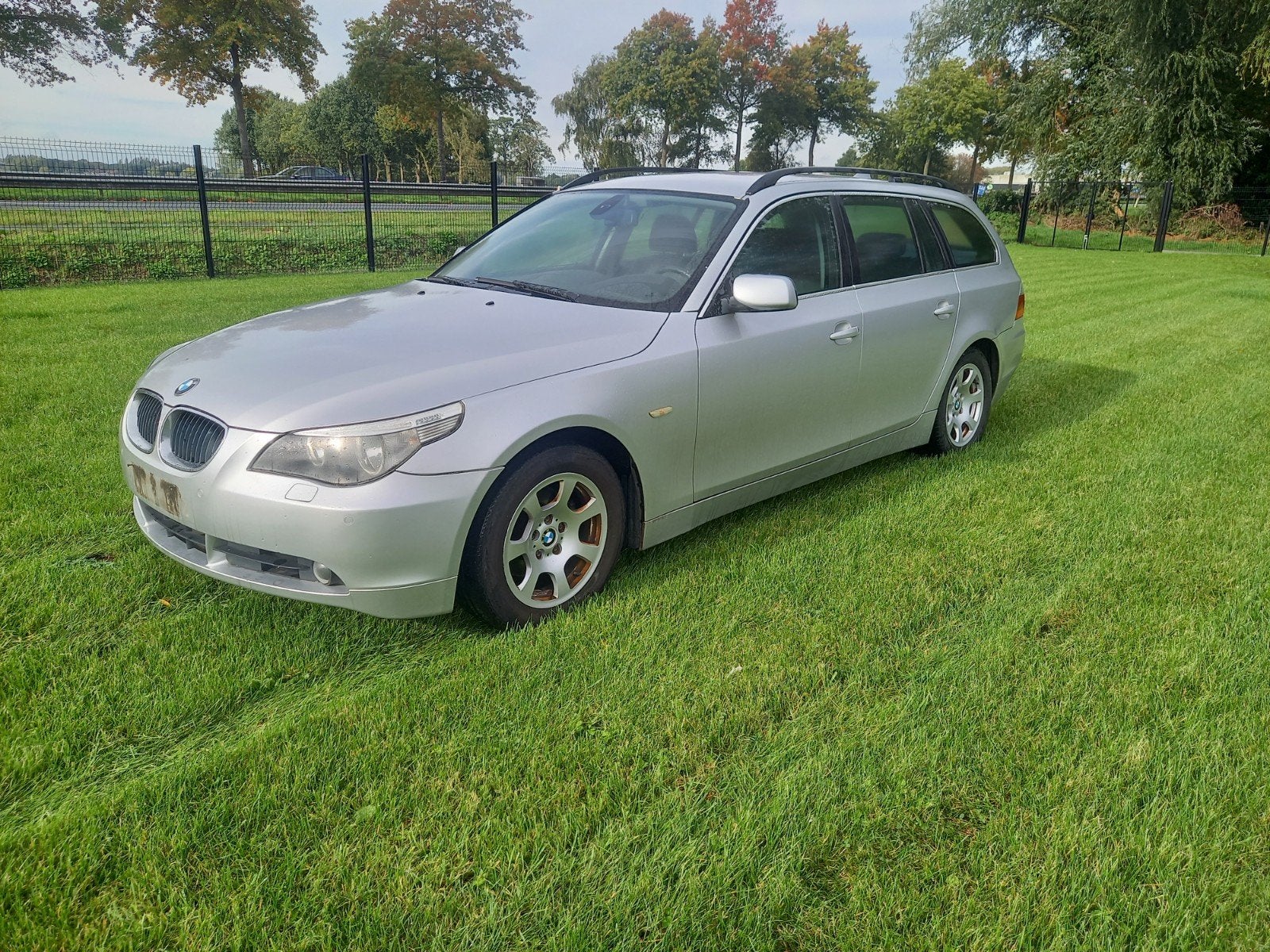 bmw 525d     bj 2005, Auto's, 2500 cc, https://public.car-pass.be/vhr/54f2fcf1-d015-4ce0-939e-0d4f6745eb99, Particulier, Euro 4