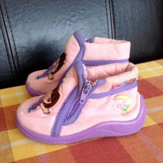 Chaussures Dora p.20, Enlèvement ou Envoi, Comme neuf, Chaussures