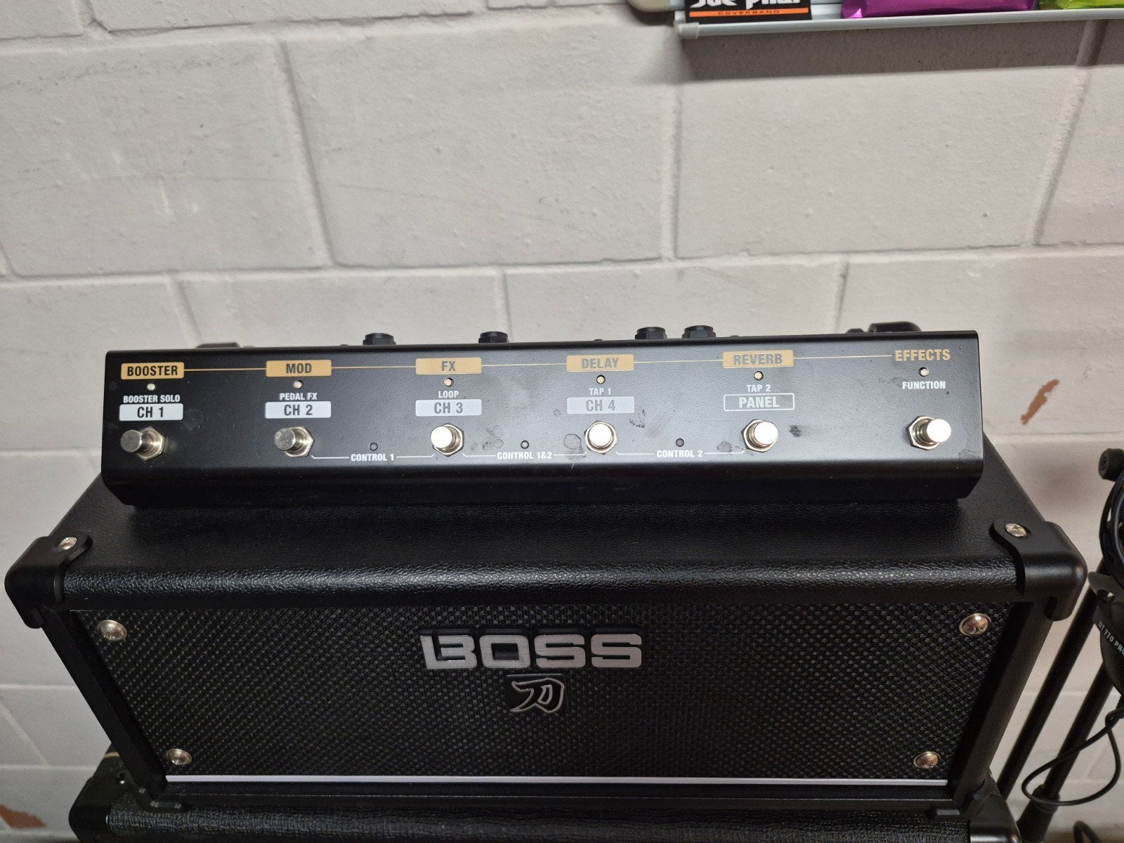 Boss Katana 100 gen 3 head + extra's, Ophalen, Zo goed als nieuw, Gitaar, 50 tot 100 watt