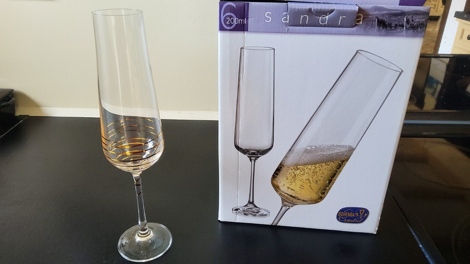 Flûtes à Champagne (6), Enlèvement