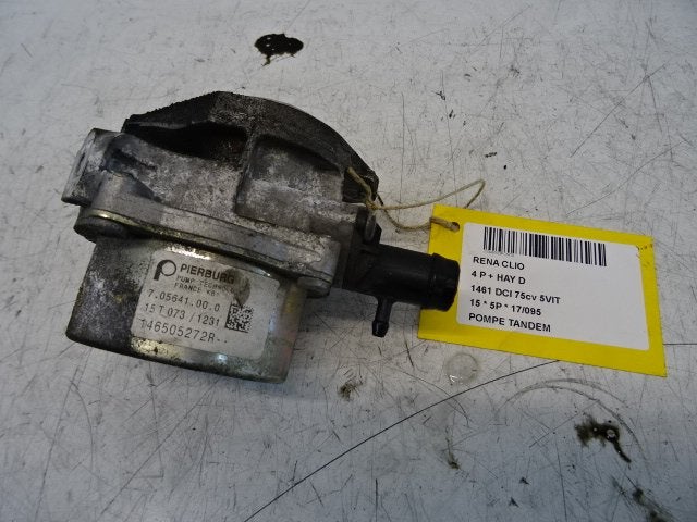 VACUUM POMPE Renault Clio IV (5R) (146505272R), Renault, Utilisé, Peter-Huppertz-Straße 5
51063  Köln, DE, Dialog.deutschland@renault.de
