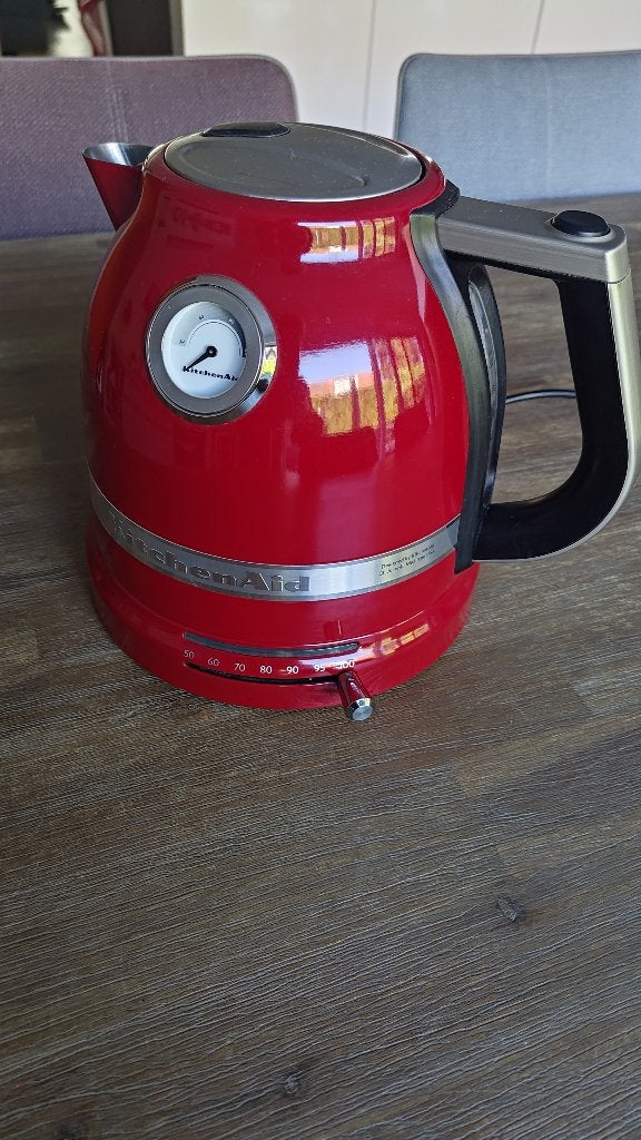 KitchenAid Artisan 1.5L waterkoker Empire Red, Electroménager, 1 à 2 litres, Enlèvement, Comme neuf