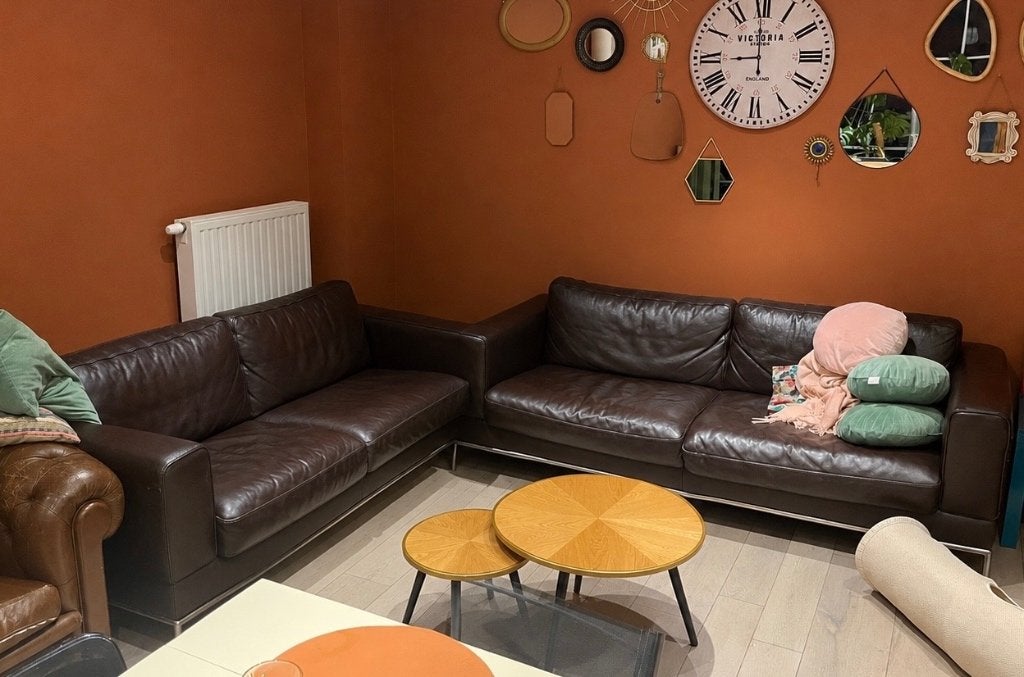 2 canapés, Trois personnes, 100 à 125 cm, 200 à 250 cm, Banc droit