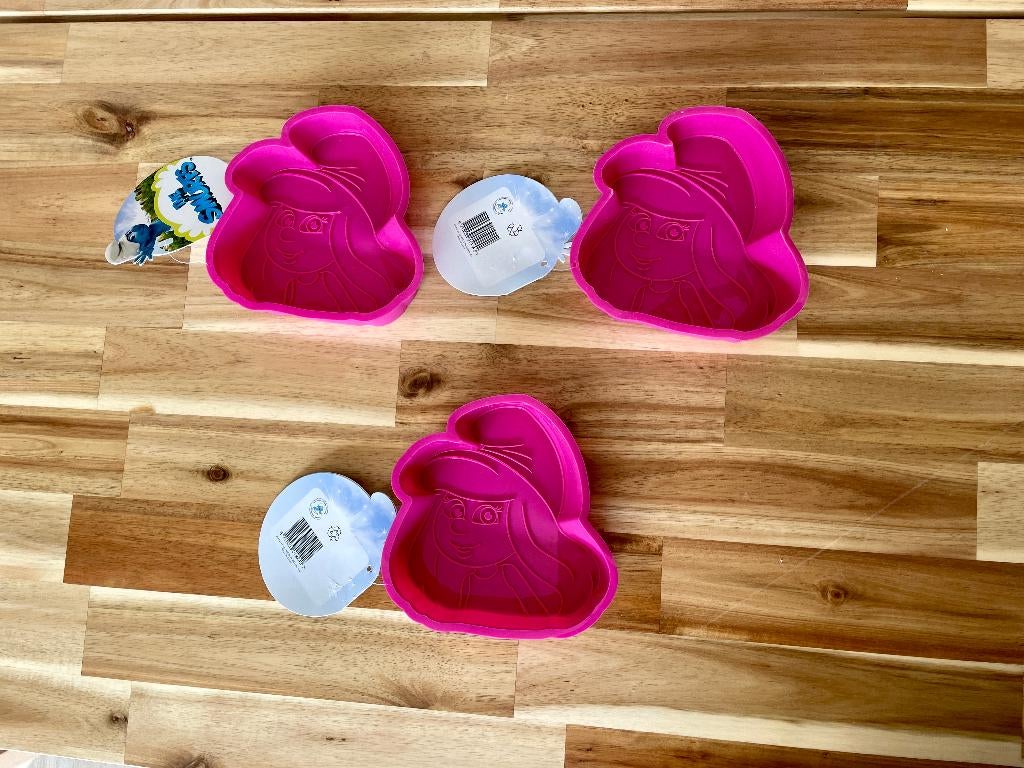 Lot de 3 moules Schtroumpfette neufs rose cuisine, Enlèvement ou Envoi, Neuf, Gâteaux et Tartes, Moule