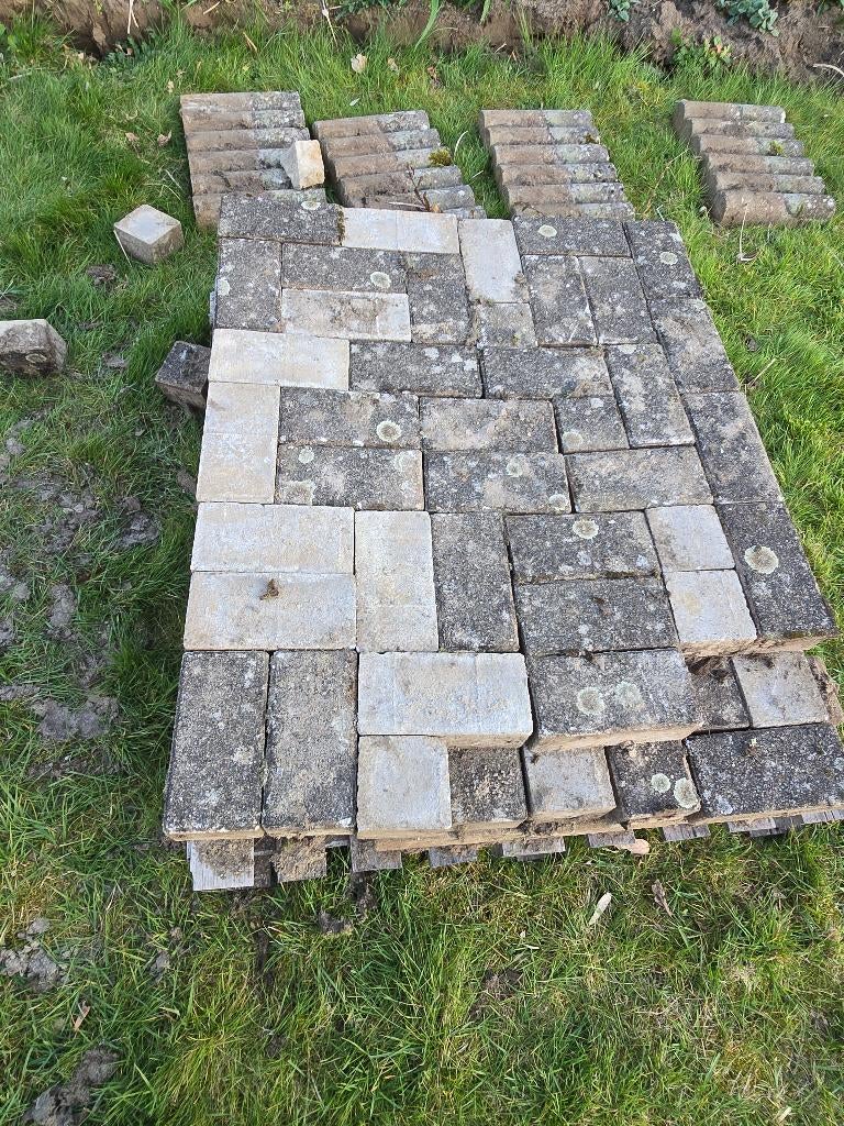 Beton  palen, borduursteenen, klinkers gratis, Tuin en Terras, Schuttingen, Ophalen, Gebruikt, Overige materialen