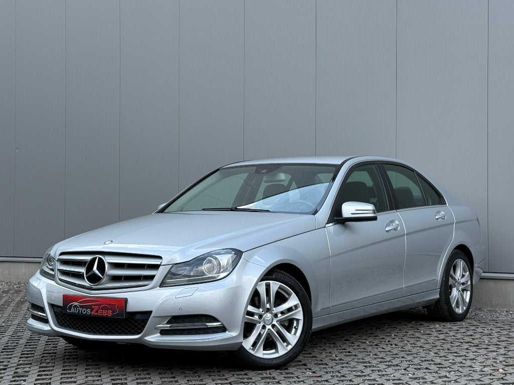 Mercedes-Benz C180 Avantgarde Xenon ParkSensor Navi Garantie, Autos, Achat, Boîte manuelle, 5 portes, 1595 cm³