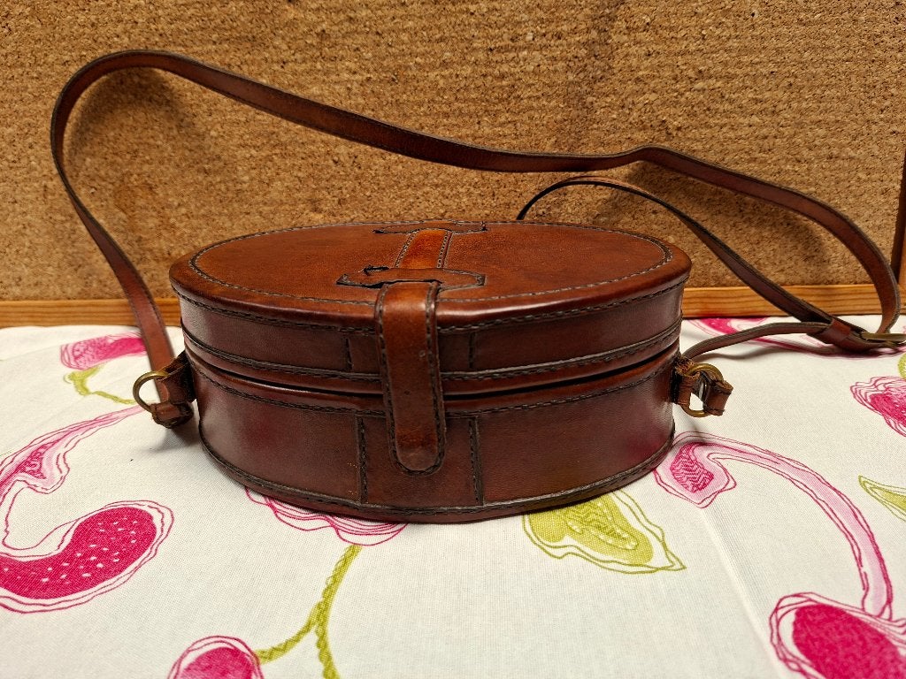 Vintage schoudertasje / case, Ophalen, Gebruikt, Bruin, Schoudertasje