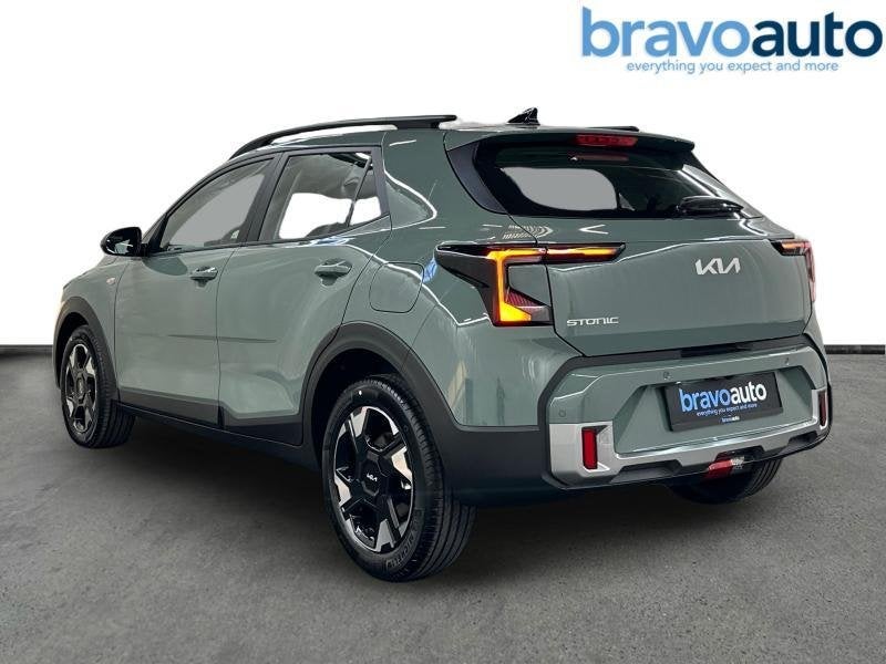 Kia Stonic AT LX Plus | winter pack | carplay, Automaat, 127 g/km, Bedrijf, 5 deurs