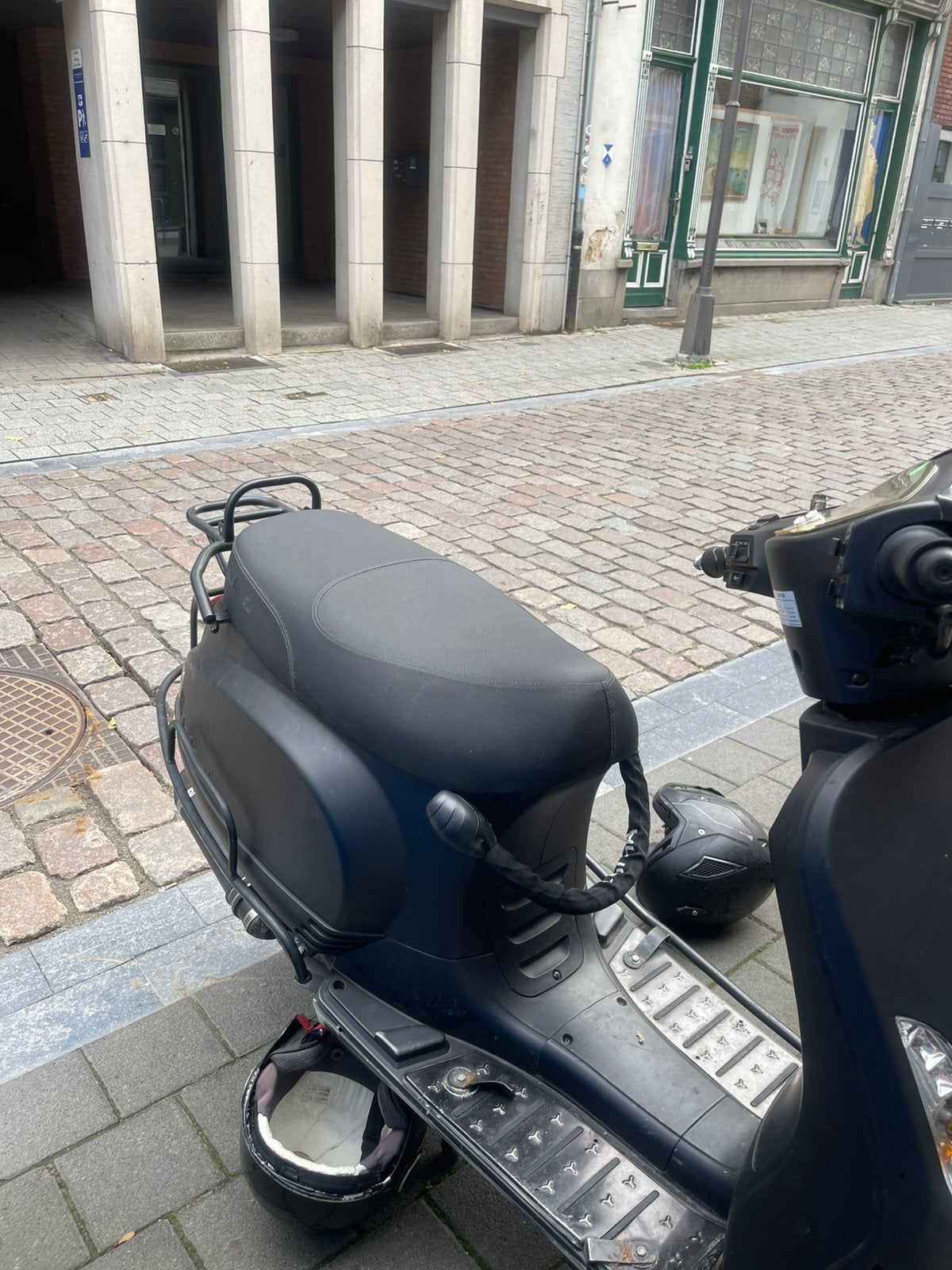 La souris a klasse, Fietsen en Brommers, Ophalen, Zo goed als nieuw