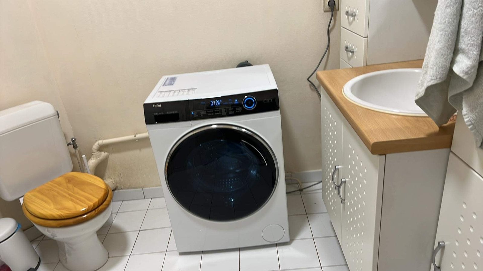 Haier was-droogcombinatie – wasmachine werkt, droger defect, Elektronische apparatuur, Wasmachines, Ophalen, Gebruikt