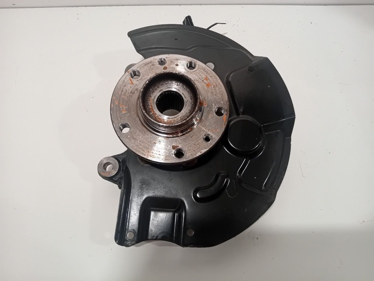 Wielnaaf links voor Renault Kangoo, Onderdelen@venauto.nl, Van der Ven Autorecycling B.V., Gebruikt, Ettenseweg 76, 4706 PB Roosendaal, The Netherlands