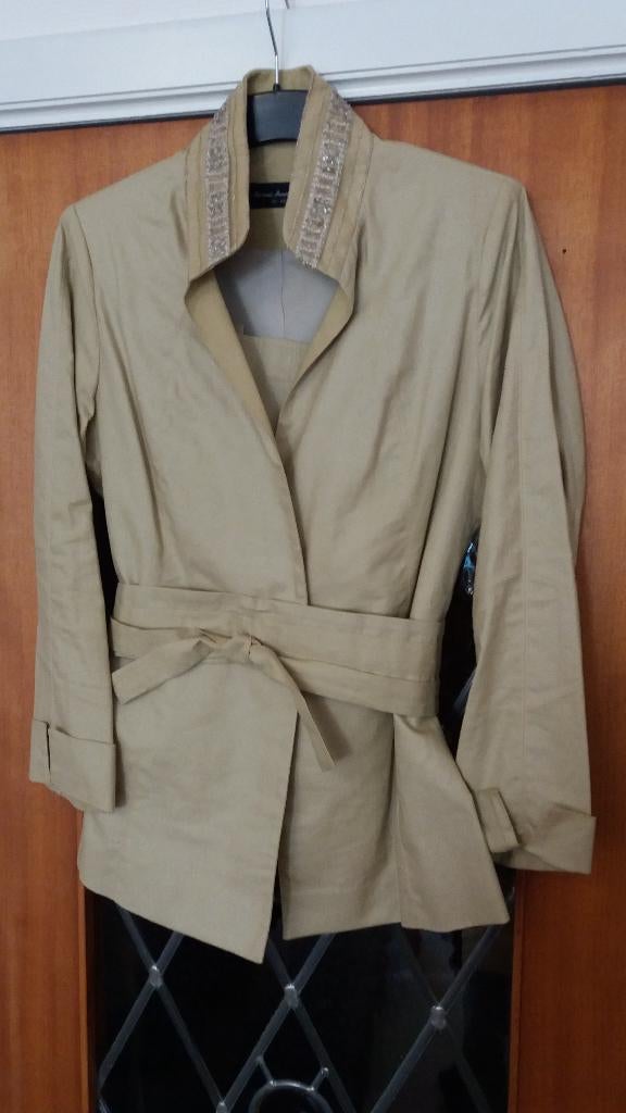 3-DELIGE SET VAN AMANDELGROENE WILDE ZIJDE, Kleding | Dames, Jurken, Zo goed als nieuw, Maat 38/40 (M), Groen, Knielengte, Ophalen of Verzenden