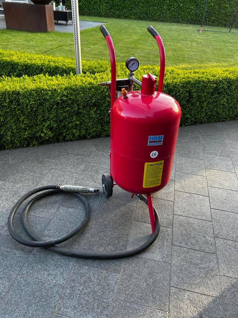 Zandstraal machine, Ophalen, Zo goed als nieuw