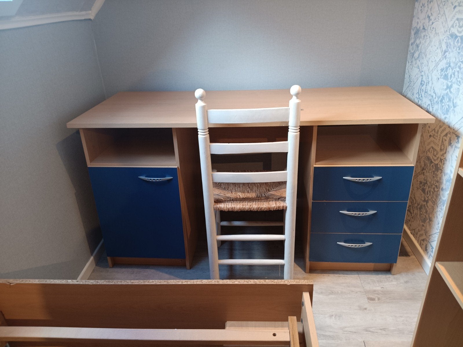 Tiener-slaapkamer: bed-bureau-kleerkast, Huis en Inrichting, Ophalen, Gebruikt, Eenpersoons, Tienerkamer