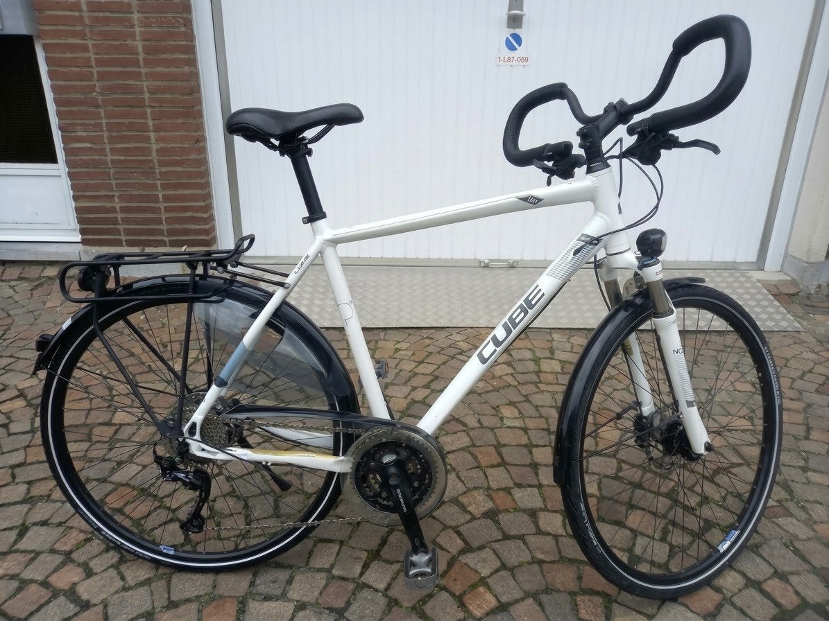 Vélo de randonnée Cube taille 57 très bon état, Vélos & Vélomoteurs, Enlèvement
