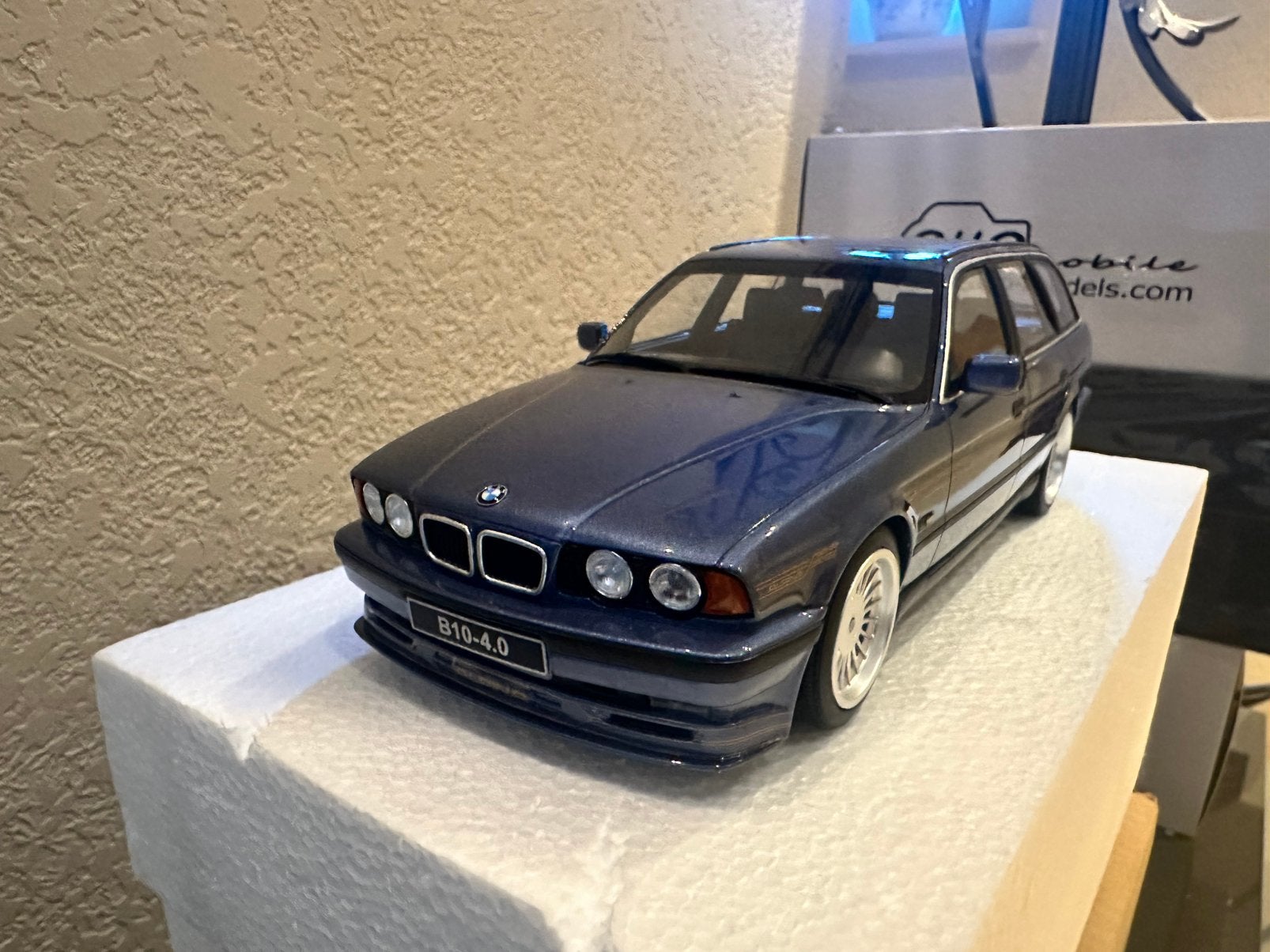 1/18 BMW Alpina (E34) B10 4.0 Touring - OttoMobile, Ophalen of Verzenden, Zo goed als nieuw, OttOMobile