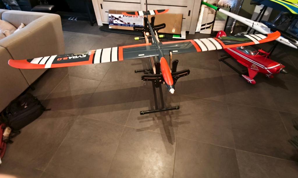 Robbe evoa 3.0 RTF in nieuwe staat 2 vluchten oud lees adv, Hobby & Loisirs créatifs, Modélisme | Radiocommandé & Téléguidé | Avions