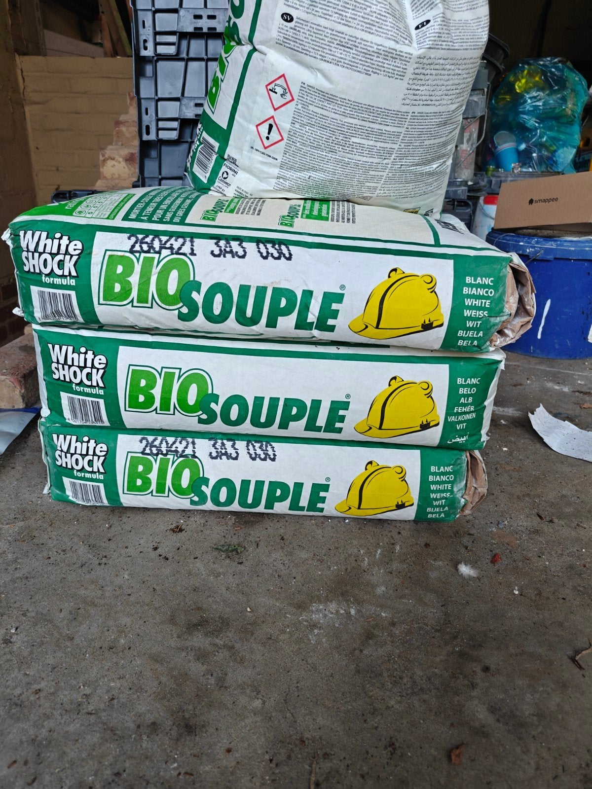 Colle kerakoll Blanche, Bricolage & Construction, Isolation & Étanchéité, Enlèvement