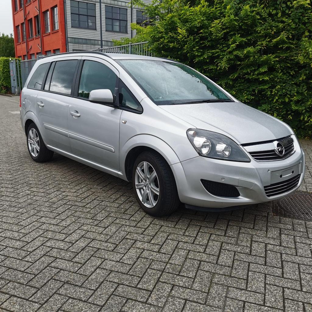 Opel Zafira 1.8 ess/benz "Garantie", Argent ou Gris, Achat, Euro 6, Entreprise