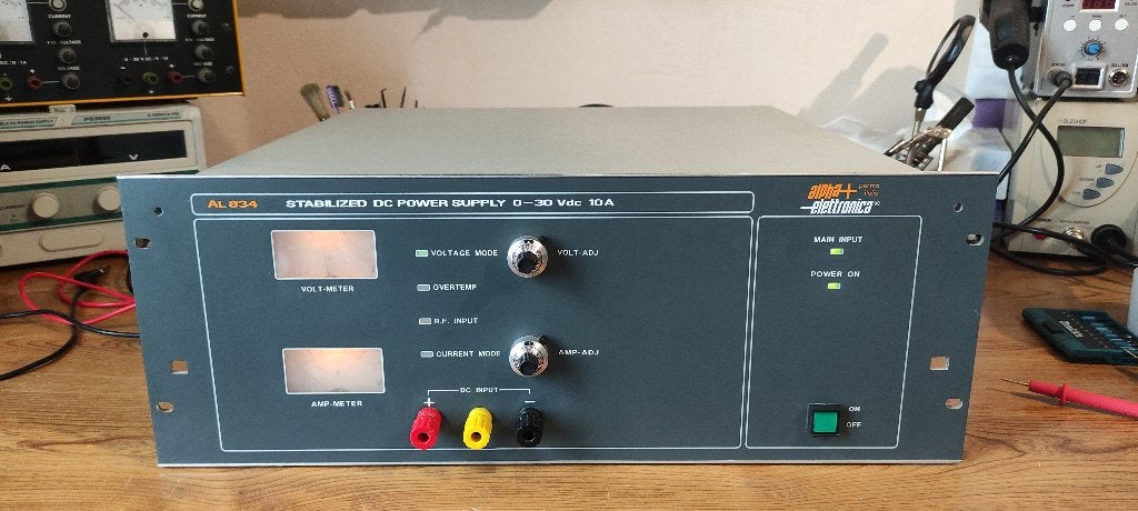 Alimentation de laboratoire 30V 10A, Bricolage & Construction, Enlèvement, Utilisé, Accessoires