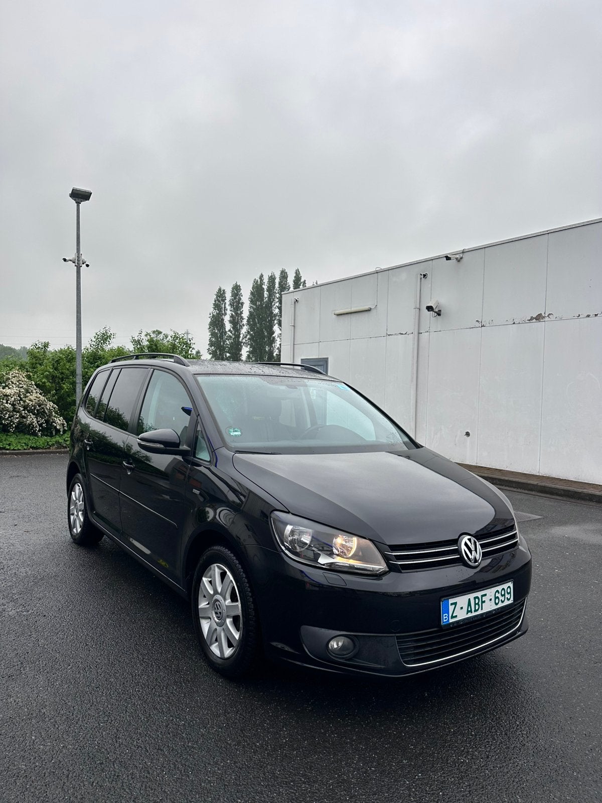 Volkswagen Touran 1.2 TSI | PANO | NAVI | TREKHAAK | AIRCO, Auto's, Voorwielaandrijving, Euro 5, Monovolume, Zwart