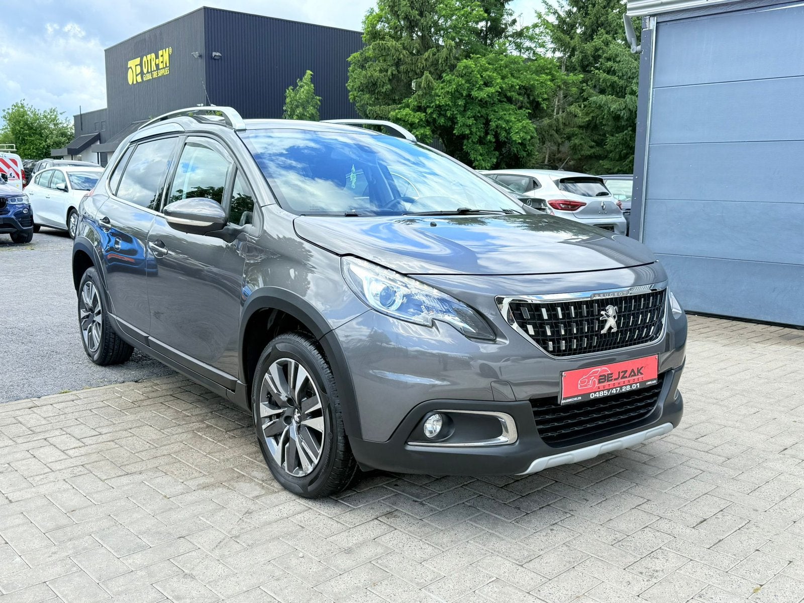 Peugeot 2008 Allure 1.2i Automaat Euro6b 1jaar garantie, Automaat, Euro 6, Bedrijf, https://public.car-pass.be/vhr/2cceaafc-b2fc-40ae-bb9b-337e3caa9bf9