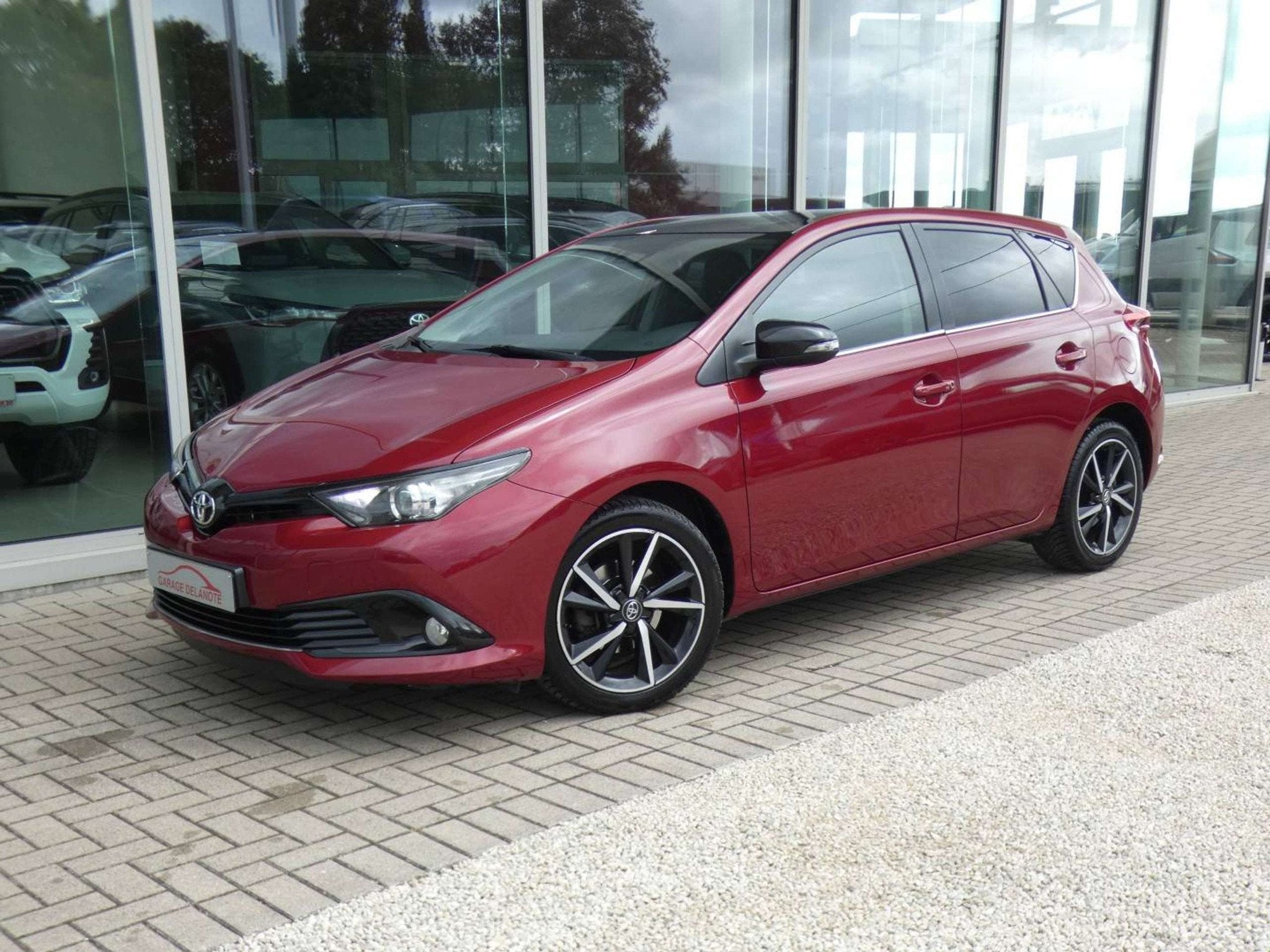 Toyota Auris 1.2i Turbo *Black Edition* +Inklapbare buitensp, Auto's, Stof, Gebruikt, 4 cilinders, 116 pk