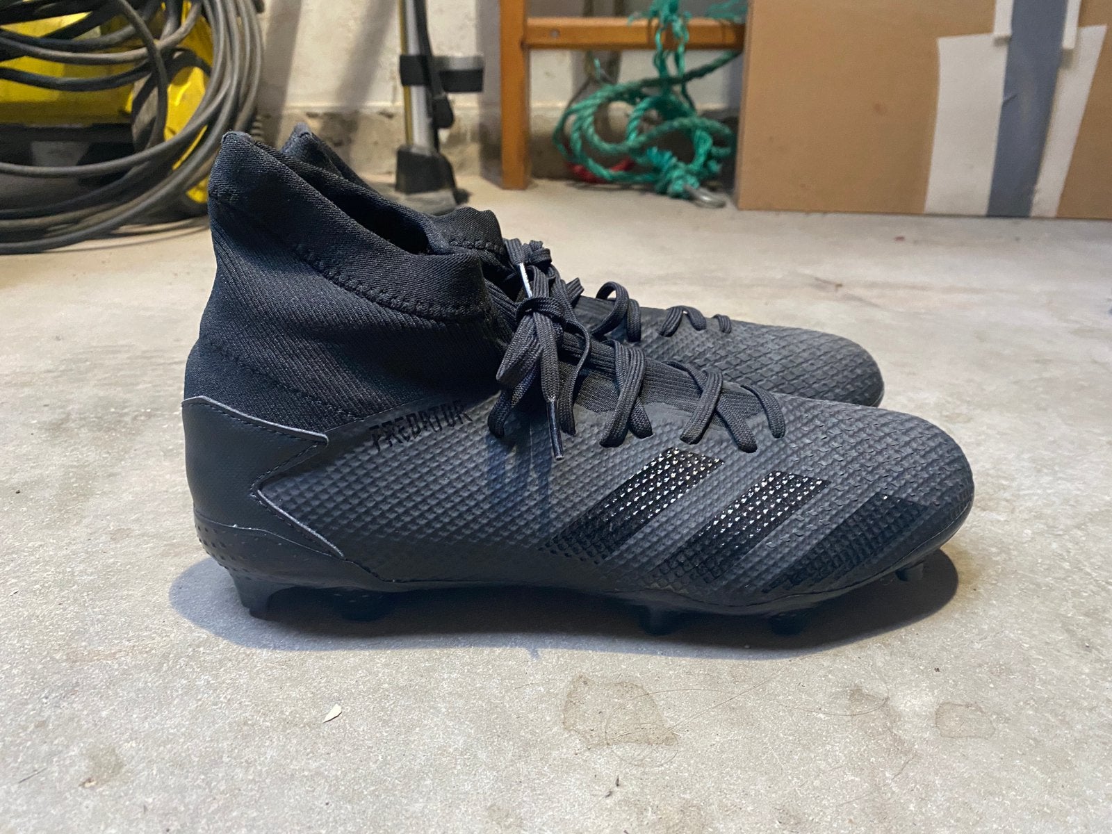 Chaussures de football Adidas Predator, Enlèvement ou Envoi, Comme neuf