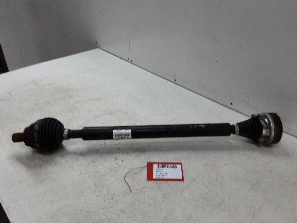 CARDAN AVANT DROIT (TRANSMISSION) A3 Limousine (8VS / 8VM), Mevr. I. Hauben, Audi, Utilisé, Rue de l'Espoir 34 34
4030  GRIVEGNÉE, BE