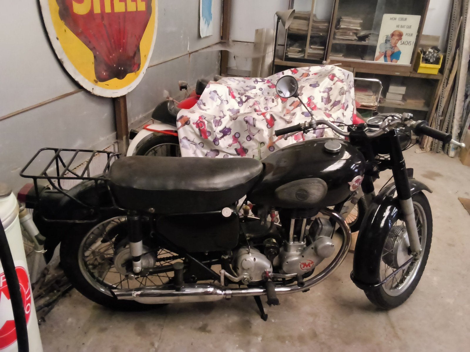 matchless 350, Motos, Enlèvement
