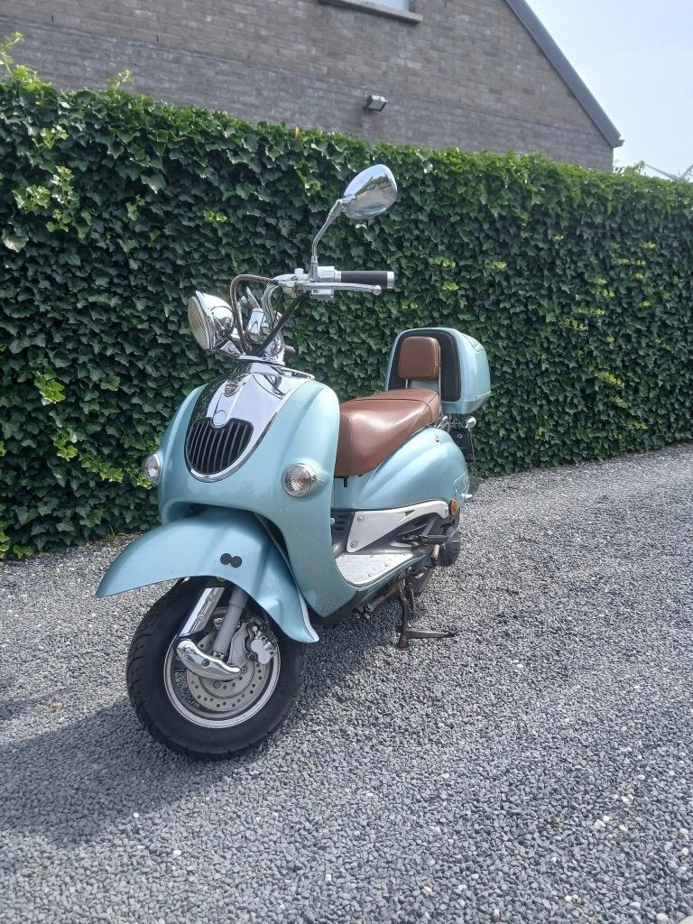 TE HUUR super leuke 125cc retro scooter, Scooter, Entreprise, Neuf, 1 cylindre