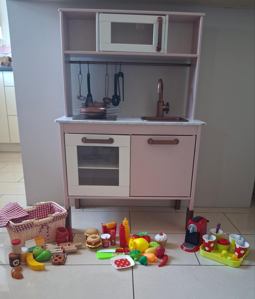 Ikea keukentje gepimpt, Ophalen