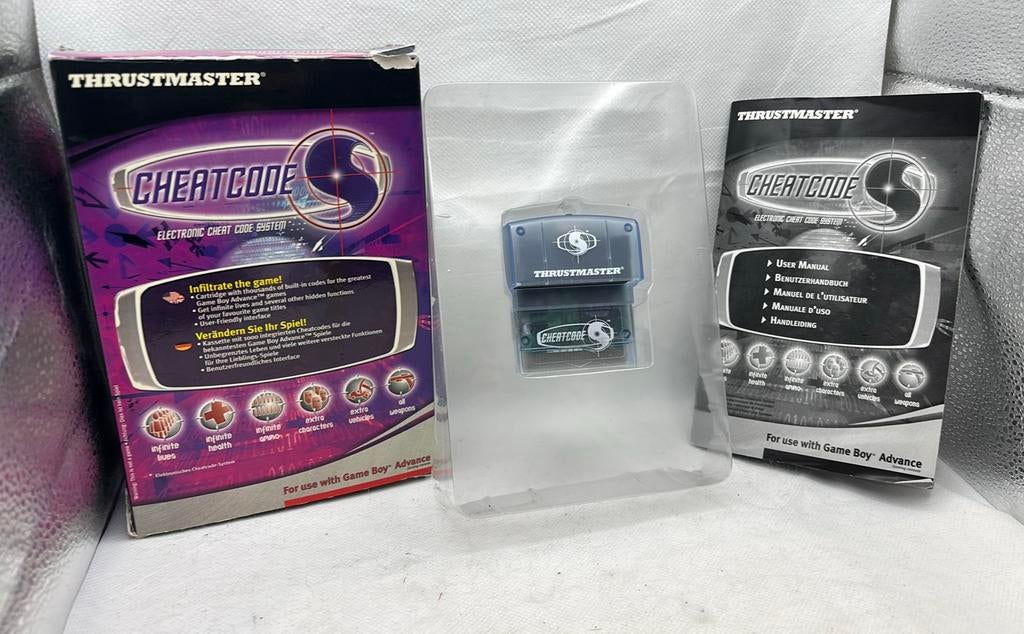 Thrustmaster Cheatcode S Gameboy Advance GBA, Enlèvement ou Envoi, Utilisé